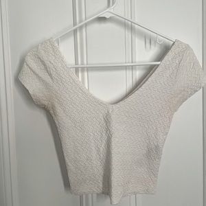 White textured V neck Crop Top, short sleeved, Hollister